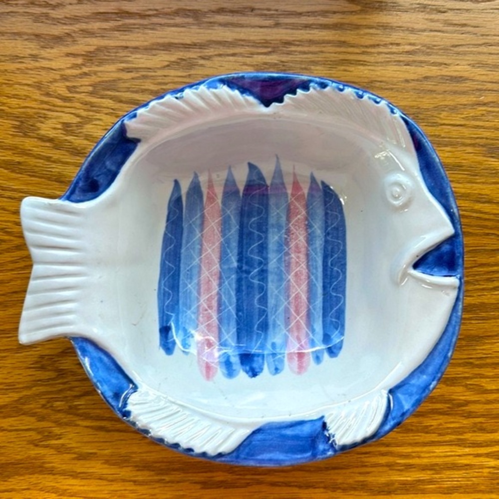 Hand Made Studio Art Pottery Fish Dish Bowl Blue Salmon Red White